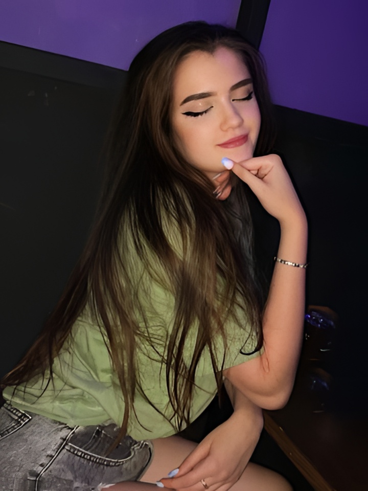 Алиса привлекальеная девушка из Горячий ключ цена от 2000 руб