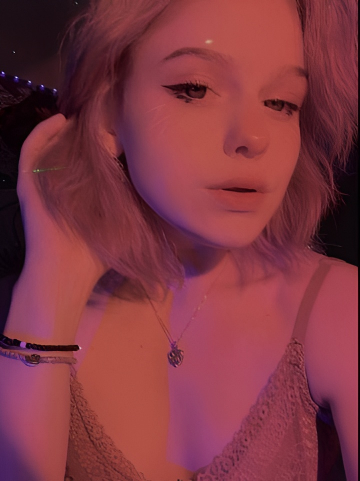 Индивидуалка Аврора, доступна для личного знакомства от 5000 руб