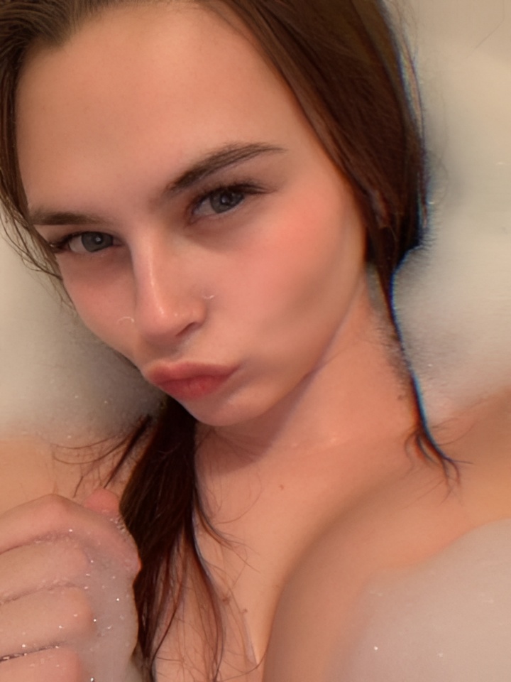 Индивидуалка Камилла, доступна для личного знакомства от 10000 руб