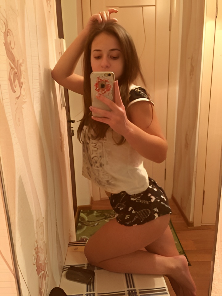 Риана привлекальеная девушка из Горячий ключ цена от 2500 руб