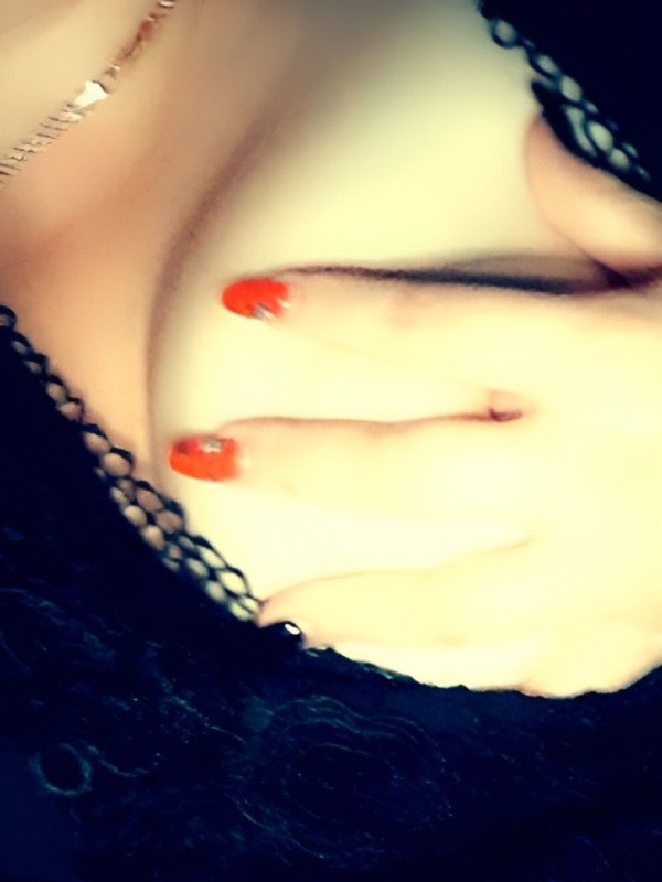 Агнесса привлекательная девушка из Горячий ключ цена от 2500 руб