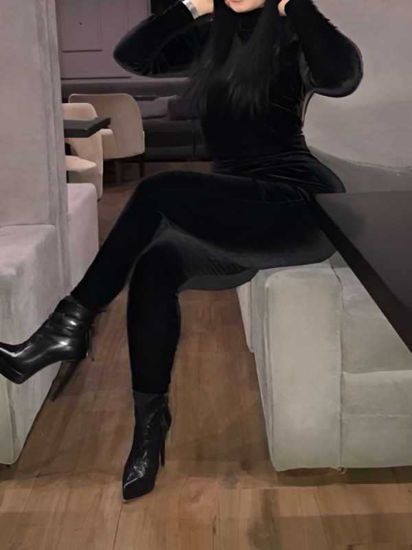 Ева привлекательная девушка из Горячий ключ цена от 5000 руб