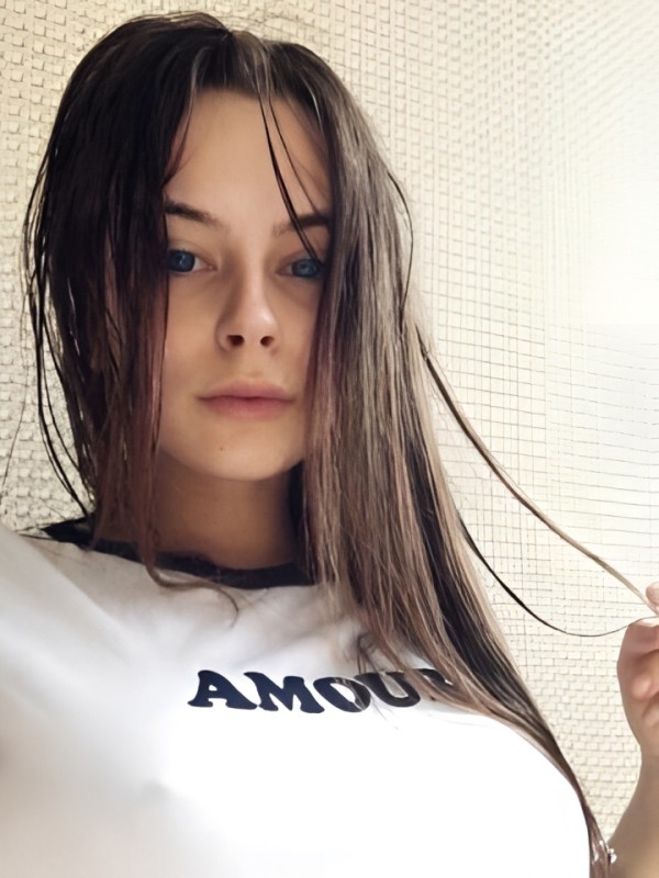 Леля привлекательная девушка из Горячий ключ цена от 10000 руб