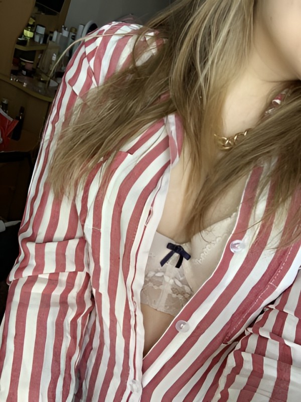 Милена привлекательная девушка из Горячий ключ цена от 5000 руб