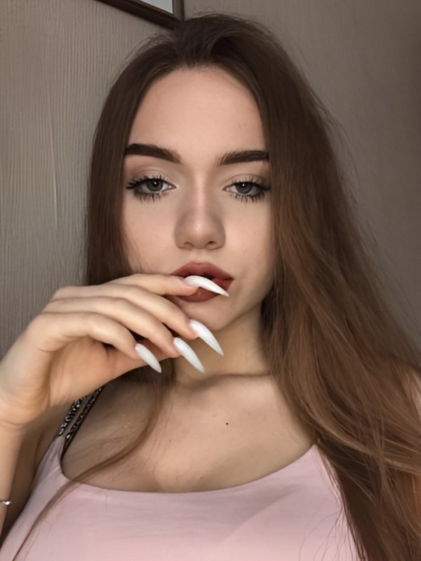 Наташа привлекательная девушка из Горячий ключ цена от 1500 руб