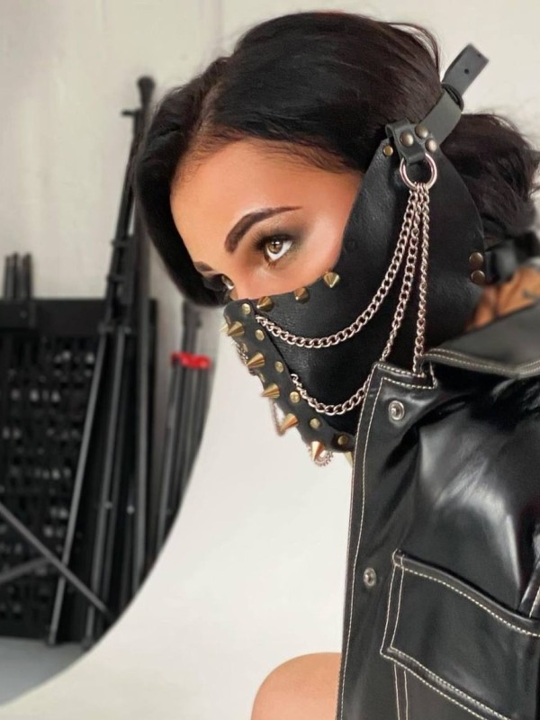 Ирина привлекательная девушка из Горячий ключ цена от 8000 руб