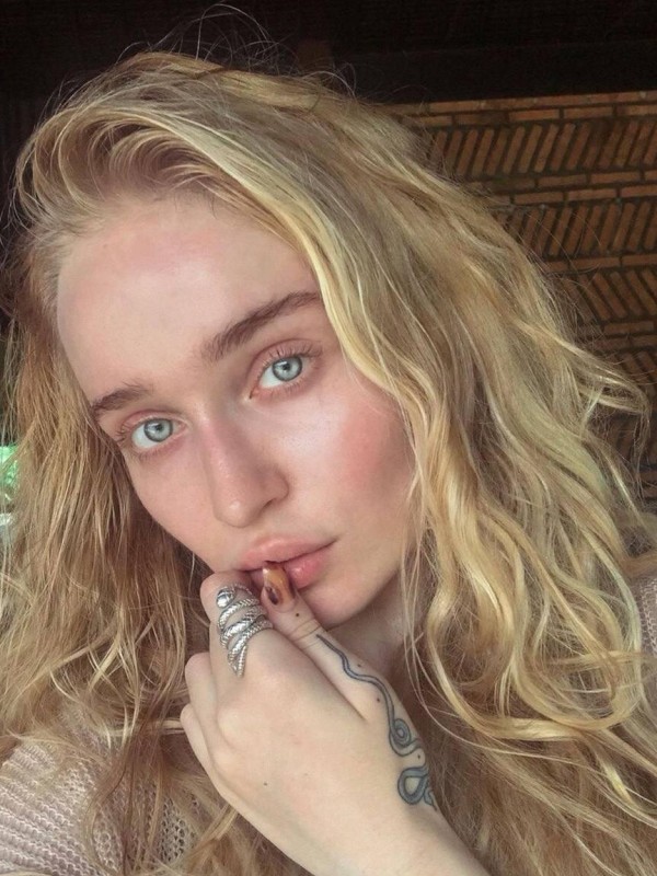 Яночка привлекательная девушка из Горячий ключ цена от 4000 руб